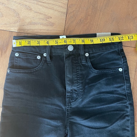 Madewell Slim Wide-Leg Jeans in Lunar Wash - Picture 7 of 8